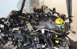 Двигатель для Fiat Linea на фотографиях