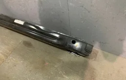 Усилитель заднего бампера для Audi Q3 на фотографиях