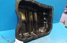 Поддон картера для Mitsubishi Outlander 2015 года на фотографиях