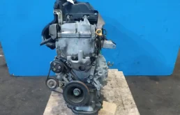 Двигатель без навесного для Nissan March на фотографиях