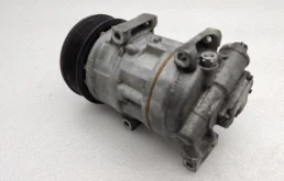 Компрессор кондиционера для Toyota RAV4 на фотографиях