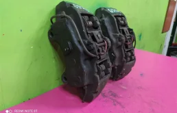 Суппорт передний левый для Audi Q7 на фотографиях