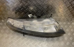 Фара правая для Honda Civic 2005 года на фотографиях
