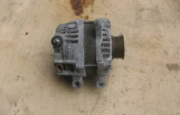 Генератор для Subaru Forester 2019 года на фотографиях