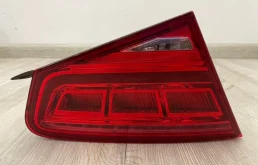 Фонарь в крышку багажника Audi A8 2010-2013 D4