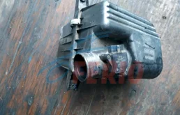 Корпус воздушного фильтра для Suzuki Grand Vitara на фотографиях