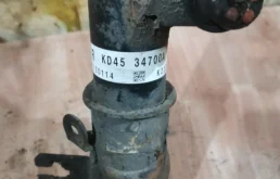 Амортизатор передний правый для Mazda CX 5 на фотографиях