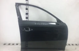 Дверь передняя правая для Audi A4 2024 года на фотографиях