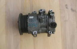 Компрессор кондиционера для Toyota RAV4 2012 года на фотографиях