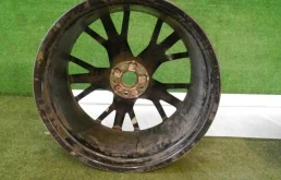 Диск колесный литой для Audi Q7 на фотографиях