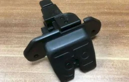 Замок багажника для Kia Rio X line на фотографиях