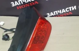 Фонарь внешний правый для Honda Civic 2014 года на фотографиях