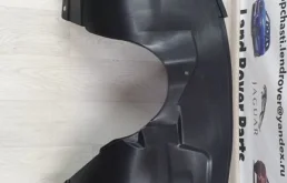 Подкрылок передний правый для Land Rover Freelander 2006 года на фотографиях