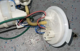 Топливный насос для BMW X3 на фотографиях