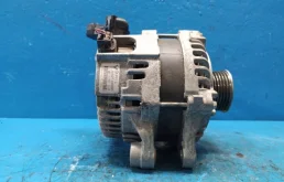 Генератор для Mazda CX 5 2011 года на фотографиях