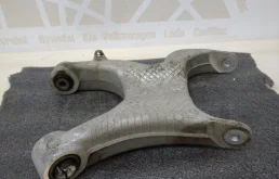 Рычаг задний левый нижний для BMW X6 2012 года на фотографиях