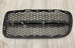 Решетка бампера VW Touareg 2003-2007 7L
