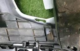 Бампер передний для Audi Q3 2024 года на фотографиях