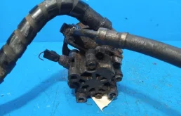 Насос ГУР для Toyota RAV4 на фотографиях