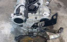 Двигатель для Volvo C30 2008 года на фотографиях