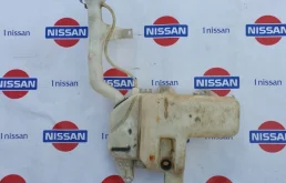 Бачок омывателя фар для Nissan Maxima A33 1999-2006