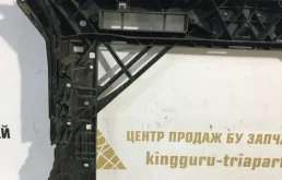 Панель радиатора (телевизор) для Skoda Rapid 2012 года на фотографиях