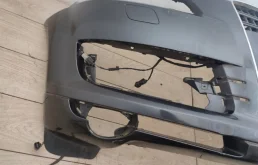 Бампер передний для Audi Q7 2011 года на фотографиях