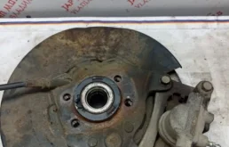 Рычаг продольный задний левый для Mitsubishi ASX 2010 года на фотографиях