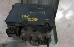 Блок ABS для Volvo XC90 2014 года на фотографиях