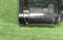 Кронштейн заднего бампера левый для BMW 7er на фотографиях