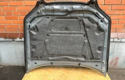 Капот для Subaru Legacy 2007 года на фотографиях