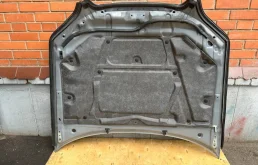 Капот для Subaru Legacy 2007 года на фотографиях