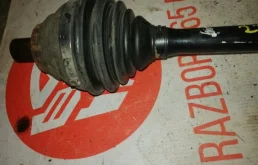 Привод передний левый для Volkswagen Tiguan 2016 года на фотографиях