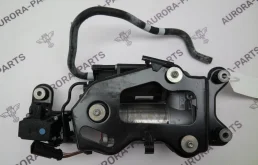 Компрессор пневмоподвески задний для BMW X6 2015 года на фотографиях