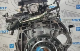 Двигатель без навесного для Honda Stream на фотографиях