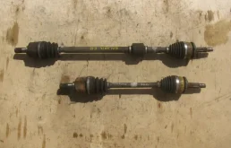 Привод передний левый для Hyundai Solaris 2013 года на фотографиях