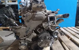 Двигатель для Nissan Navara на фотографиях