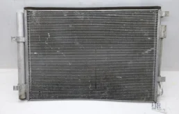 Радиатор кондиционера для Hyundai Solaris на фотографиях