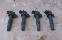 Катушка зажигания для Toyota Corolla 2001 года на фотографиях