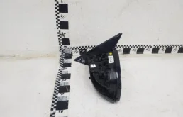 Стекла и зеркала для Land Rover Range Rover 2011 года на фотографиях