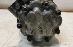 Компрессор кондиционера для Renault Logan 2012 года на фотографиях