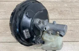 Вакуумный усилитель тормозов для Audi Q7 2008 года на фотографиях