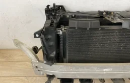 Кассета радиаторов для Audi Q7 на фотографиях