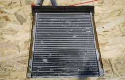Радиатор печки для Volkswagen Passat 2012 года на фотографиях
