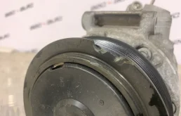 Компрессор кондиционера для Volkswagen Passat 2010 года на фотографиях