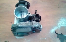 Дроссельная заслонка (030133064f) для Volkswagen Polo III Седан (6N) 1995-1999