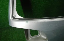 Двери для Volkswagen Touran 2012 года на фотографиях