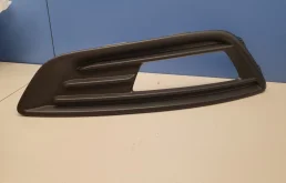 Решётка в бампер правая для Ford Focus 3 2011-2019