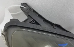 Фара правая для Opel Astra 2007 года на фотографиях