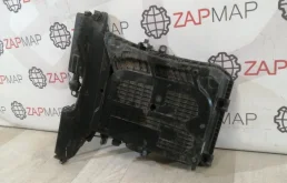 Корпус воздушного фильтра для Audi Q7 2018 года на фотографиях